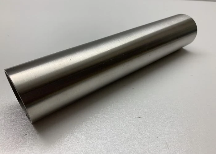 Rohr 42,4 x 2, 500 - 1100 mm V2A Edelstahl 1.4301 geschliffen  Edelstahl Rohr Rundrohr V2A Pfosten Geländer